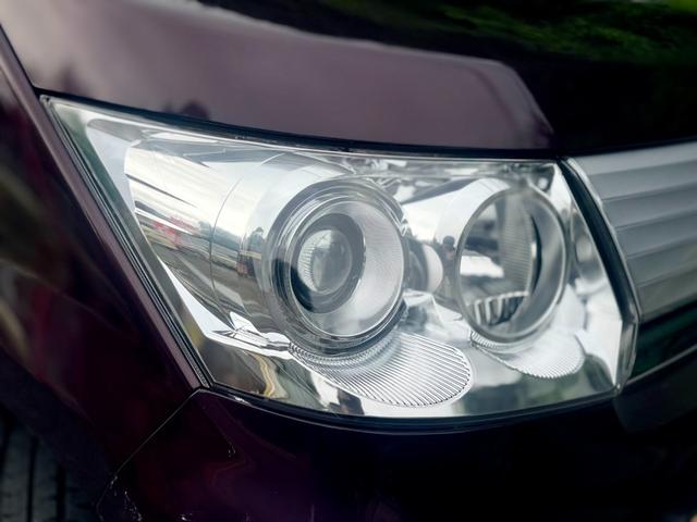 ムーヴ カスタム　ＲＳ　ターボエンジン／タイミングチェーン車／ＨＩＤヘッドライト／純正１６インチアルミホイール／メモリーナビ／ＴＶ／ＭＯＭＯステアリング／革巻きシフトレバー／（22枚目）