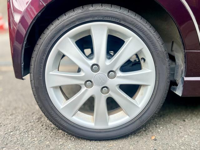 ムーヴ カスタム　ＲＳ　ターボエンジン／タイミングチェーン車／ＨＩＤヘッドライト／純正１６インチアルミホイール／メモリーナビ／ＴＶ／ＭＯＭＯステアリング／革巻きシフトレバー／（35枚目）