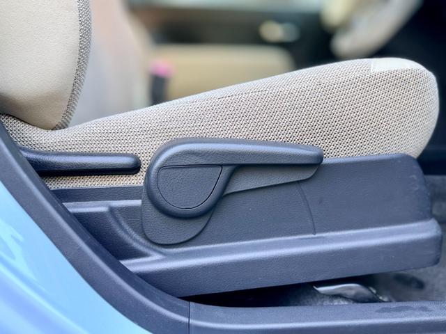 ミラココア ココアX 純正オーディオ/ベンチシート/オートエアコン/運転席シートリフター/ヘッドライトレベライザー/プライバシーガラス/キーフリーシステム/エコアイドル/電動格納ドアミラー/(4枚目)