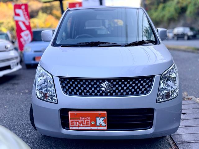 ワゴンＲ 　回転シート／キーレス／純正オーディオ／電動格納ドアミラー／タイミングチェーン車／ヘッドライトレベライザー／フロアマット／ドアバイザー／（22枚目）