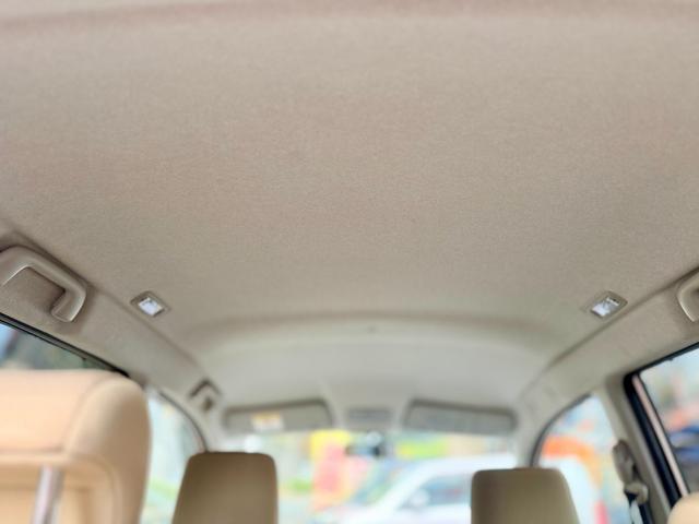 ムーヴ Ｘリミテッド　純正ナビ／ワンセグＴＶ／プッシュスタート／エコアイドル／バックカメラ／ベンチシート／ドアバイザー／タイミングチェーン車／フロアマット／純正アルミ／（14枚目）