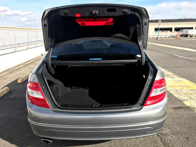 C200コンプレッサー アバンギャルド 正規ディーラー車 修復歴なし 黒革電動シート ETC 17インチアルミホイール HIDヘッドライト 盗難防止装置 CD(12枚目)