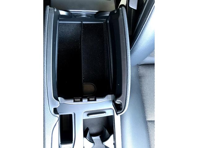 C200コンプレッサー アバンギャルド 正規ディーラー車 修復歴なし 黒革電動シート ETC 17インチアルミホイール HIDヘッドライト 盗難防止装置 CD(39枚目)