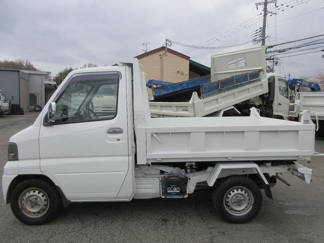 ０．３５トン　軽トラ　土砂禁ダンプ　４ＷＤ　ガソリン　５ＭＴ　ターボ無し　荷寸１８５－１３８－３１　天突き　荷台塗装　ＥＴＣ　バックカメラ　ロープフック　新明和ダンプ　新明和製　新明和　ガソリン車　外寸３３９－１４７－１８０　軽トラダンプ　軽自動車　５速　ＭＴ(10枚目)