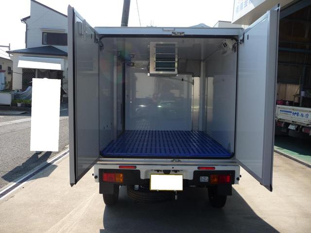 ハイゼットトラック 冷蔵冷凍車-5℃〜+20℃ 片側スライドドア仕様 積載量350kg車線逸脱抑制制御機能・衝突回避支援ブレーキ機能・スマートアシスト・スマートインナーミラー ・バックカメラ・バックドアアンバー&90度ストッパー☆オーバーヘッドシェルフ(15枚目)
