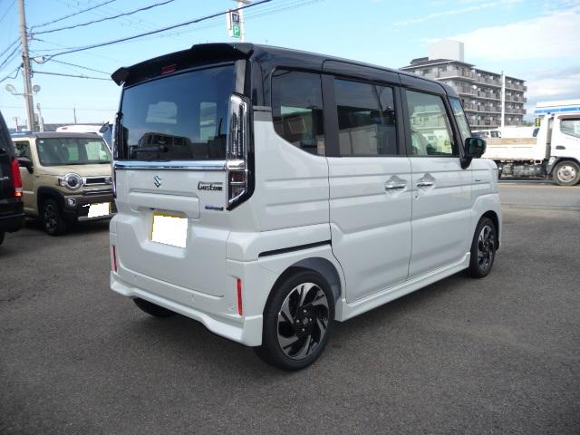 スペーシアカスタム ハイブリッドＸＳターボ　純正９インチ全方位モニター付ナビ・ＴＶ☆スズキセーフティーサポート☆デュアルセンサーブレーキＩＩ☆スズキコネクト対応通信機装着車☆ステアリングヒーター☆運転席助手席シートヒーター☆ＵＳＢ電源ソケット（8枚目）