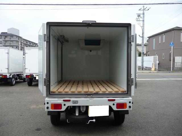 キャリイトラック 　冷凍車－５℃〜＋２０℃設定☆スタンバイ付☆２ＷＡＹ助手席側スライド仕様☆積載量３５０ｋｇ☆スズキセーフティサポート☆デュアルカメラブレーキサポート☆誤発進制御機能☆ブレーキ制御付後方誤発進制御機能（19枚目）