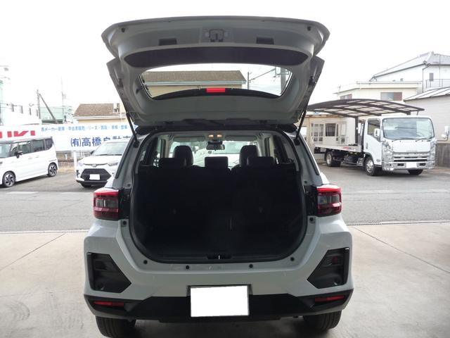 ロッキー プレミアムG HEV パノラマモニターパック☆9インチスマホ連携DA・TV☆スマートアシスト☆シートヒーター☆フルLEDヘッドランプ☆ USBソケット(14枚目)