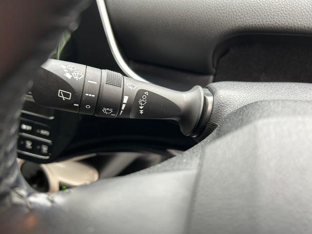 S トヨタセーフティセンス TV Bluetooth クルーズコントロール ステアリングスイッチ プッシュスタート ビルトインETC 電動格納ミラー LEDヘッドライト ナビ 全席オートパワーウインドウ(26枚目)