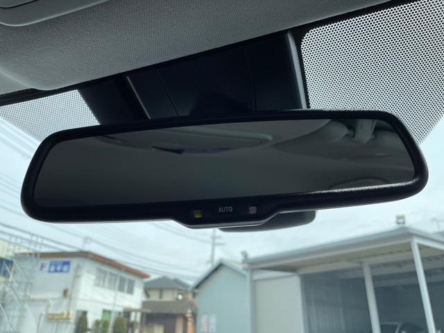 プリウスＰＨＶ Ａプレミアム　衝突軽減ブレーキ・パワーシート・純正１１．６型ナビ・Ｂｌｕｅｔｏｏｔｈ・バックカメラ・ステアリングスイッチ・ＥＴＣ・シートヒーター・ＴＶ・ＬＥＤライト・Ｆフォグライト・純正アルミホイール１７インチ（41枚目）