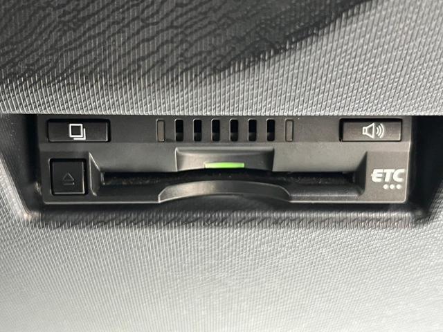 アクア Ｓスタイルブラック　後期・衝突軽減ブレーキ・純正９インチナビ・Ｂｌｕｅｔｏｏｔｈ・バックカメラ・ステアリングスイッチ・ＥＴＣオート・ハイビーム・プッシュスタート・車線逸脱防止装置・フルセグ・ＤＶＤ・ＣＤ・オートエアコン（24枚目）