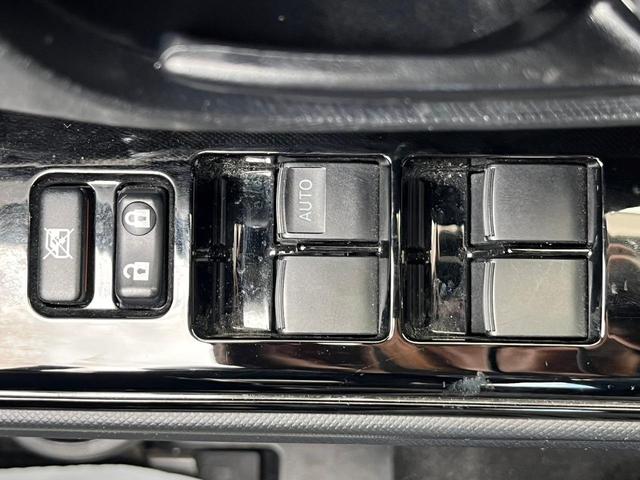 アクア Ｓスタイルブラック　後期・衝突軽減ブレーキ・純正９インチナビ・Ｂｌｕｅｔｏｏｔｈ・バックカメラ・ステアリングスイッチ・ＥＴＣオート・ハイビーム・プッシュスタート・車線逸脱防止装置・フルセグ・ＤＶＤ・ＣＤ・オートエアコン（31枚目）