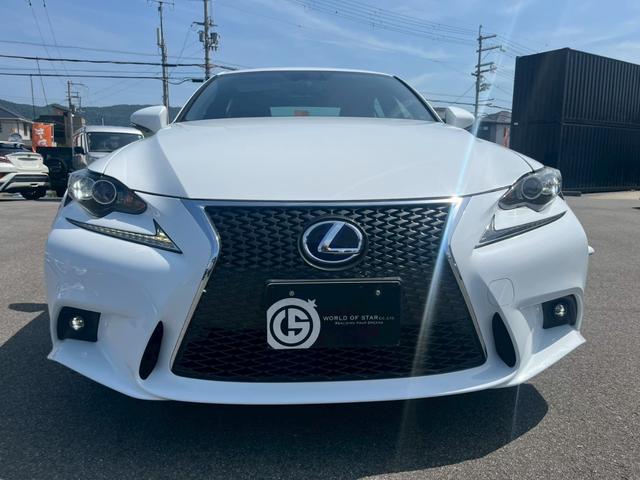 ＩＳ ＩＳ３００ｈ　Ｆスポーツ　サンルーフ・赤革シート・ナビ・Ｂｌｕｅｔｏｏｔｈ・バックカメラ・ステアリングスイッチ・クルーズコントロール・コーナービューカメラ・シートヒーター・パワーシート・パドルシフト・クルーズコントロール（17枚目）
