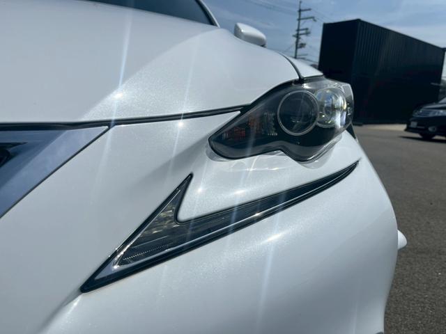 ＩＳ ＩＳ３００ｈ　Ｆスポーツ　サンルーフ・赤革シート・ナビ・Ｂｌｕｅｔｏｏｔｈ・バックカメラ・ステアリングスイッチ・クルーズコントロール・コーナービューカメラ・シートヒーター・パワーシート・パドルシフト・クルーズコントロール（26枚目）