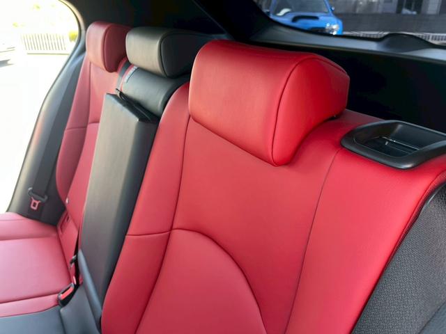 ＵＸ ＵＸ２５０ｈ　Ｆスポーツ　サンルーフ・赤革シート・衝突軽減ブレーキ・パワーバックドア・シートヒーター・ハンドルヒーター・ナビ・Ｂｌｕｅｔｏｏｔｈ・バックカメラ・ステアリングスイッチ・クルーズコントロール・オートハイビーム（67枚目）