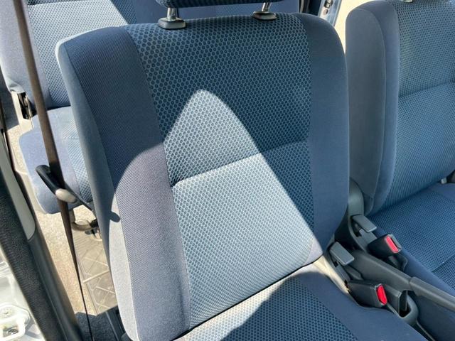 サンバーバン ＶＣ　ＥＴＣ・オーディオ・ＣＤ・ＦＭ・ＡＭ・運転席助手席宇アバック・ＡＢＳ・パワステ・キーレス・エアコン・両側スライドドア（28枚目）
