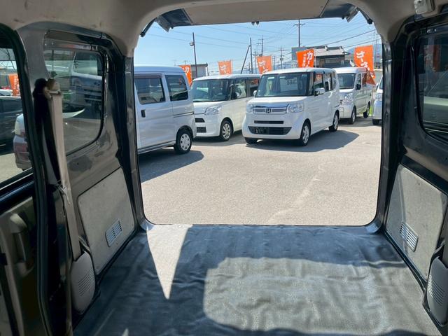 エブリイ ＰＣ　オーディオ・ＦＭ・ＡＭ・両側スライドドア・ＥＴＣ・ヘッドライトレベライザー・運転席助手席エアバック・ＡＢＳ・頸部衝撃緩和ヘッドレスト・パワステ・キーレス・エアコン（41枚目）