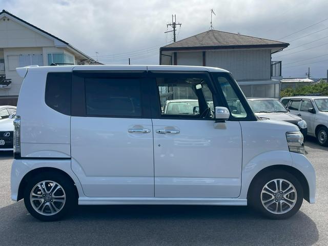 Ｎ－ＢＯＸカスタム Ｇ　ＳＳパッケージ　純正ナビ・Ｂｌｕｅｔｏｏｔｈ・バックカメラ・両側パワースライドドア・ビルトインＥＴＣ・運転席助手席シートヒーター・ディスチャージドランプ・フォグランプ・ＴＶ・ステアリングリモコン・オートエアコン（11枚目）