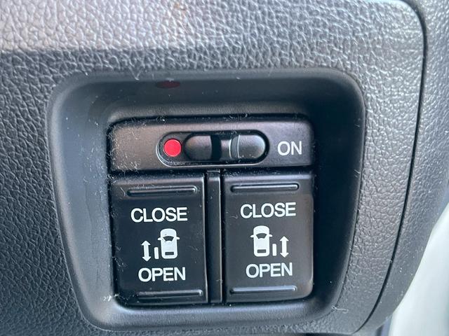 Ｎ－ＢＯＸカスタム Ｇ　ＳＳパッケージ　純正ナビ・Ｂｌｕｅｔｏｏｔｈ・バックカメラ・両側パワースライドドア・ビルトインＥＴＣ・運転席助手席シートヒーター・ディスチャージドランプ・フォグランプ・ＴＶ・ステアリングリモコン・オートエアコン（28枚目）
