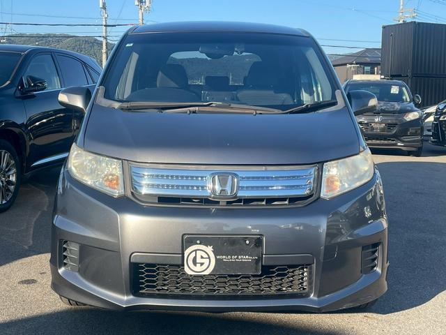 フリードスパイクハイブリッド ハイブリッド　車両品質評価書付・Ｋｅｎｗｏｏｄフローティングナビ・バックカメラ・Ｂｌｕｅｔｏｏｔｈ・ＤＶＤ・ＣＤ・ＥＴＣ・フルセグ・オートエアコン・両側スライドドア・社外アルミホイール・横滑り防止（11枚目）