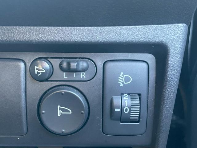フリードスパイクハイブリッド ハイブリッド　車両品質評価書付・Ｋｅｎｗｏｏｄフローティングナビ・バックカメラ・Ｂｌｕｅｔｏｏｔｈ・ＤＶＤ・ＣＤ・ＥＴＣ・フルセグ・オートエアコン・両側スライドドア・社外アルミホイール・横滑り防止（34枚目）