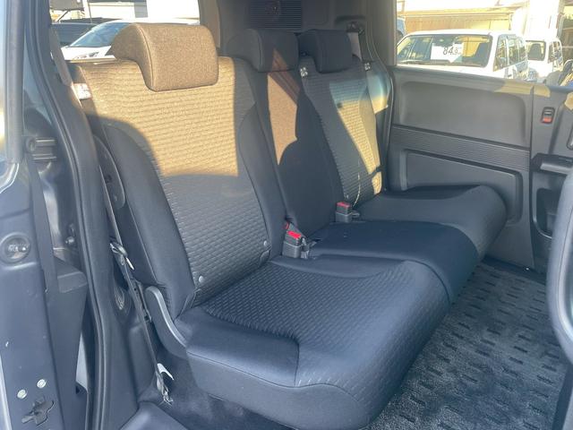 フリードスパイクハイブリッド ハイブリッド　車両品質評価書付・Ｋｅｎｗｏｏｄフローティングナビ・バックカメラ・Ｂｌｕｅｔｏｏｔｈ・ＤＶＤ・ＣＤ・ＥＴＣ・フルセグ・オートエアコン・両側スライドドア・社外アルミホイール・横滑り防止（46枚目）