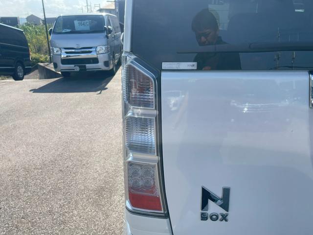 N-BOX G SSパッケージ 純正ナビ・バックカメラ・シートヒーター・両側パワースライドドア・ビルトインETC・衝突軽減ブレーキ・スマートキー・プッシュスタート・ディスチャージヘッドランプ(16枚目)