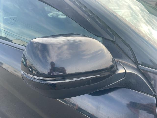 ヴェゼル ハイブリッド 純正ナビ・Bluetooth・パドルシフト・クルーズコントロール・ETC・TV・DVD・CD・ステアリングスイッチ・プッシュスタート・オートエアコン・横滑り防止・盗難防止装置・ABS・スマートキー(19枚目)