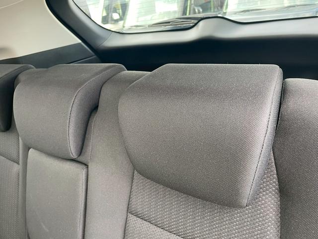 ヴェゼル ハイブリッド 純正ナビ・Bluetooth・パドルシフト・クルーズコントロール・ETC・TV・DVD・CD・ステアリングスイッチ・プッシュスタート・オートエアコン・横滑り防止・盗難防止装置・ABS・スマートキー(48枚目)