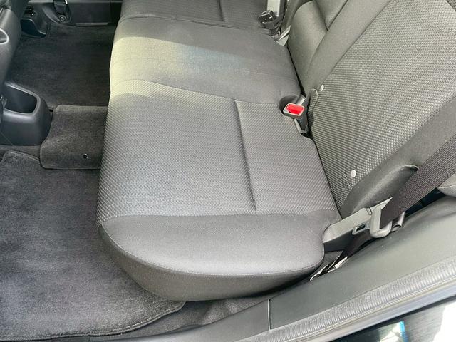 ヴェゼル ハイブリッド 純正ナビ・Bluetooth・パドルシフト・クルーズコントロール・ETC・TV・DVD・CD・ステアリングスイッチ・プッシュスタート・オートエアコン・横滑り防止・盗難防止装置・ABS・スマートキー(50枚目)