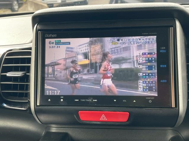 ☆リアシート☆足元スペースも広々としていてシートの座り心地も良く快適にくつろげます♪