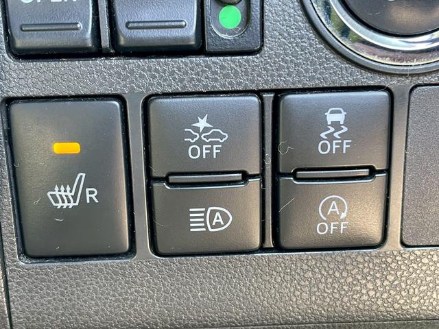 タント カスタムＲＳ　トップエディションＳＡＩＩＩ　純正８インチナビ・全方位カメラ・バックカメラ・後席モニター・衝突軽減ブレーキ・両側パワースライドドア・シートヒーター・ｂｌｌｕｅｔｏｏｔｈ・スマートアシスト・ＥＴＣ・オートハイビーム・ＤＶＤ・ＣＤ（7枚目）