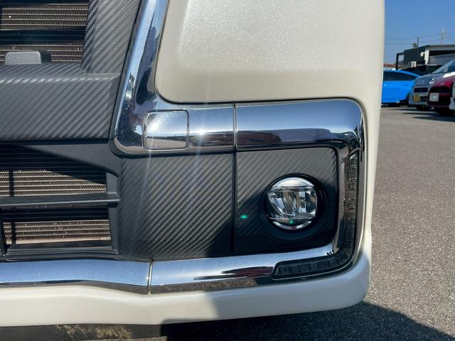 タント カスタムＲＳ　トップエディションＳＡＩＩＩ　純正８インチナビ・全方位カメラ・バックカメラ・後席モニター・衝突軽減ブレーキ・両側パワースライドドア・シートヒーター・ｂｌｌｕｅｔｏｏｔｈ・スマートアシスト・ＥＴＣ・オートハイビーム・ＤＶＤ・ＣＤ（21枚目）