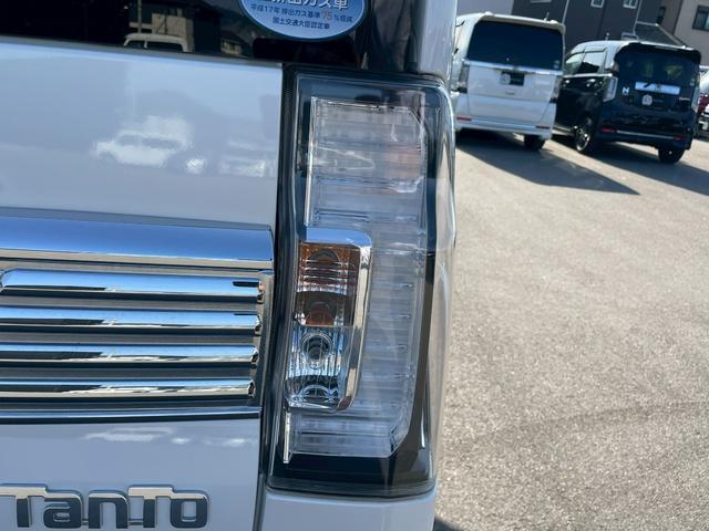 タント カスタムＲＳ　トップエディションＳＡＩＩＩ　純正８インチナビ・全方位カメラ・バックカメラ・後席モニター・衝突軽減ブレーキ・両側パワースライドドア・シートヒーター・ｂｌｌｕｅｔｏｏｔｈ・スマートアシスト・ＥＴＣ・オートハイビーム・ＤＶＤ・ＣＤ（24枚目）