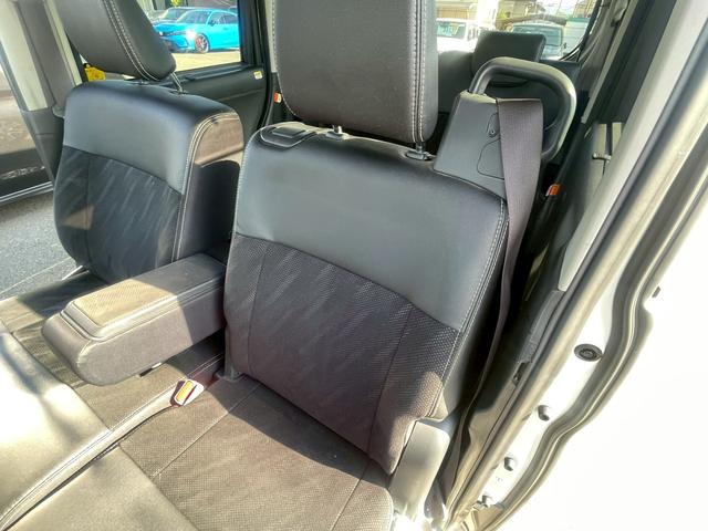 タント カスタムＲＳ　トップエディションＳＡＩＩＩ　純正８インチナビ・全方位カメラ・バックカメラ・後席モニター・衝突軽減ブレーキ・両側パワースライドドア・シートヒーター・ｂｌｌｕｅｔｏｏｔｈ・スマートアシスト・ＥＴＣ・オートハイビーム・ＤＶＤ・ＣＤ（56枚目）