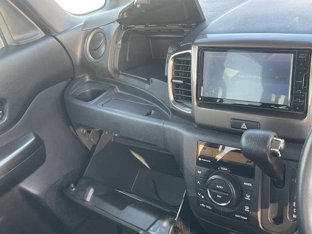 スペーシアカスタムＺ ターボ　衝突軽減ブレーキ・ケンウッドナビ・両側パワースライドドア・シートヒーター・バックカメラ・ＥＴＣ・アダクティブクルーズコントロール・フルセグ・ＤＶＤ・ＣＤ・ＨＩＤヘッドライト・フォグランプ（40枚目）