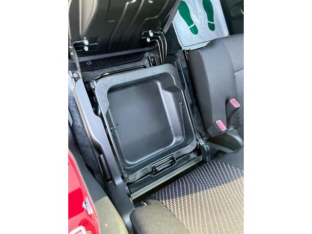 スペーシアカスタムＺ ターボ　衝突軽減ブレーキ・ケンウッドナビ・両側パワースライドドア・シートヒーター・バックカメラ・ＥＴＣ・アダクティブクルーズコントロール・フルセグ・ＤＶＤ・ＣＤ・ＨＩＤヘッドライト・フォグランプ（58枚目）