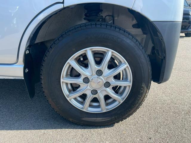 ハイゼットカーゴ ＤＸ　ＳＡＩＩＩ　ナビ・衝突軽減ブレーキ・オートハイビーム・クリアランスソナー・ＥＴＣ・フルセグＴＶ・ＤＶＤ・ＣＤ・パワーウインドウ・両側スライドドア・ヘッドライトレベライザー・ＦＭ・ＡＭ（21枚目）