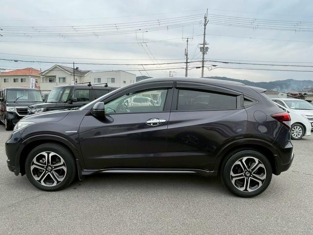 ヴェゼル ハイブリッドZ 純正ナビ・バックカメラ・衝突軽減ブレーキ・ハーフレザーシート・シートヒーター・LEDヘッドライト・クルーズコントロール・ルーフレール・ETC・Bluetooth・フルセグ・DVD・オートエアコン(16枚目)