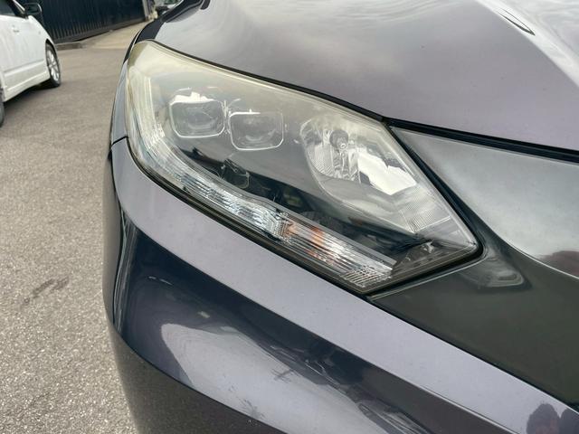 ヴェゼル ハイブリッドZ 純正ナビ・バックカメラ・衝突軽減ブレーキ・ハーフレザーシート・シートヒーター・LEDヘッドライト・クルーズコントロール・ルーフレール・ETC・Bluetooth・フルセグ・DVD・オートエアコン(17枚目)