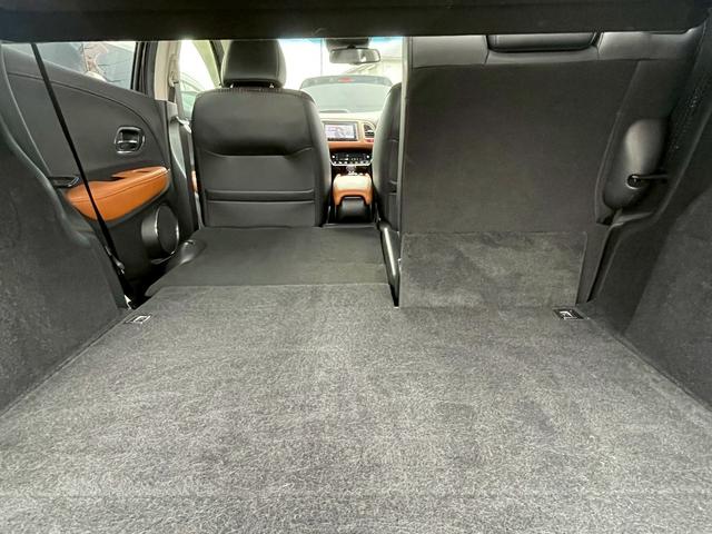 ヴェゼル ハイブリッドZ 純正ナビ・バックカメラ・衝突軽減ブレーキ・ハーフレザーシート・シートヒーター・LEDヘッドライト・クルーズコントロール・ルーフレール・ETC・Bluetooth・フルセグ・DVD・オートエアコン(63枚目)