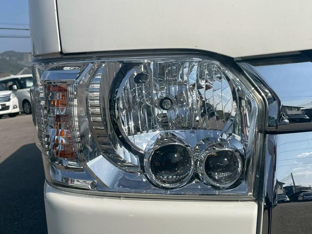 ハイエースバン ＤＸ　ＧＬパッケージ　ＬＥＤヘッドライト・衝突軽減ブレーキ・助手席エアバック・バックカメラ・ナビ・Ｂｌｕｅｔｏｏｔｈ・オートヘッドライト・トヨタセーフティセンス・ビルトインＥＴＣ・ＤＶＤ・ＣＤ・両側スライドドア（4枚目）