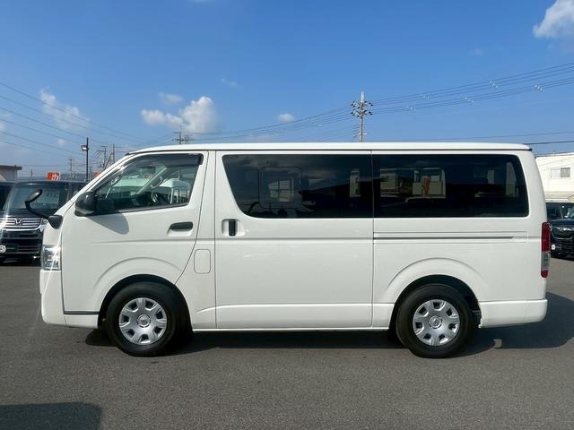 ハイエースバン ＤＸ　ＧＬパッケージ　ＬＥＤヘッドライト・衝突軽減ブレーキ・助手席エアバック・バックカメラ・ナビ・Ｂｌｕｅｔｏｏｔｈ・オートヘッドライト・トヨタセーフティセンス・ビルトインＥＴＣ・ＤＶＤ・ＣＤ・両側スライドドア（14枚目）