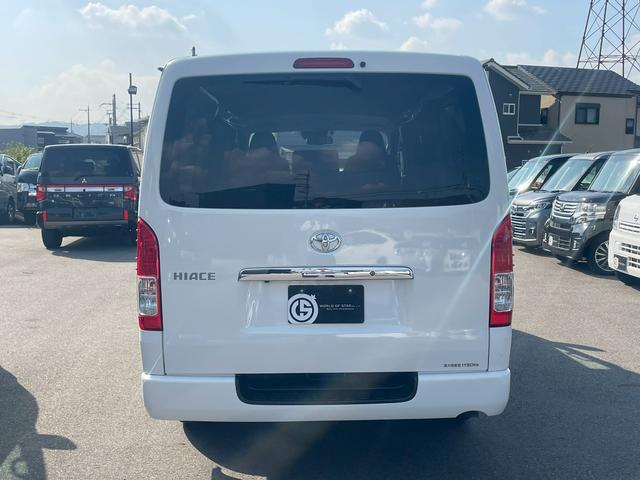 ハイエースバン ＤＸ　ＧＬパッケージ　ＬＥＤヘッドライト・衝突軽減ブレーキ・助手席エアバック・バックカメラ・ナビ・Ｂｌｕｅｔｏｏｔｈ・オートヘッドライト・トヨタセーフティセンス・ビルトインＥＴＣ・ＤＶＤ・ＣＤ・両側スライドドア（16枚目）