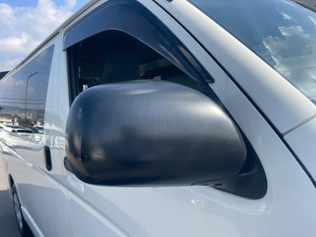 ハイエースバン ＤＸ　ＧＬパッケージ　ＬＥＤヘッドライト・衝突軽減ブレーキ・助手席エアバック・バックカメラ・ナビ・Ｂｌｕｅｔｏｏｔｈ・オートヘッドライト・トヨタセーフティセンス・ビルトインＥＴＣ・ＤＶＤ・ＣＤ・両側スライドドア（21枚目）