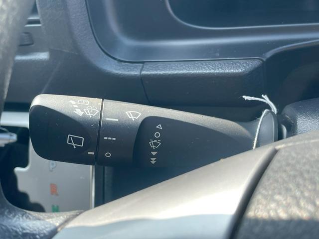 ハイエースバン ＤＸ　ＧＬパッケージ　ＬＥＤヘッドライト・衝突軽減ブレーキ・助手席エアバック・バックカメラ・ナビ・Ｂｌｕｅｔｏｏｔｈ・オートヘッドライト・トヨタセーフティセンス・ビルトインＥＴＣ・ＤＶＤ・ＣＤ・両側スライドドア（38枚目）