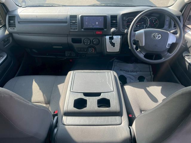 ハイエースバン ＤＸ　ＧＬパッケージ　ＬＥＤヘッドライト・衝突軽減ブレーキ・助手席エアバック・バックカメラ・ナビ・Ｂｌｕｅｔｏｏｔｈ・オートヘッドライト・トヨタセーフティセンス・ビルトインＥＴＣ・ＤＶＤ・ＣＤ・両側スライドドア（64枚目）