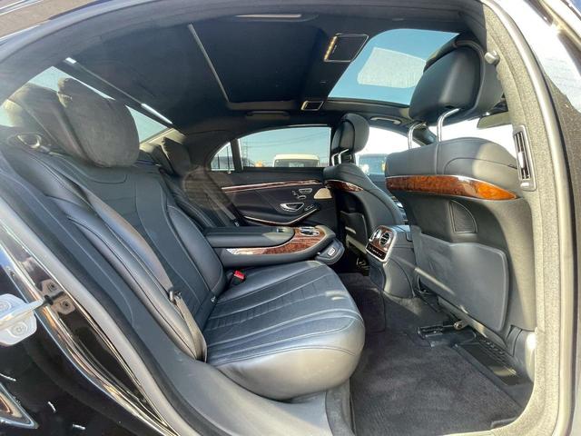 Sクラス S550ロング 全方位カメラ・ブルメスターサウンド・・レーダーセーフティパッケージ・エアバランスパッケージ・Bluetooth・ETC・ムーンルーフ・BSM・アダブティブクルーズコントロール・パワーシート(52枚目)
