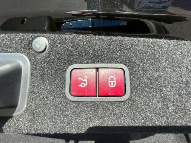 Sクラス S550ロング 全方位カメラ・ブルメスターサウンド・・レーダーセーフティパッケージ・エアバランスパッケージ・Bluetooth・ETC・ムーンルーフ・BSM・アダブティブクルーズコントロール・パワーシート(68枚目)