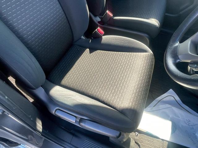 フリードスパイクハイブリッド 　純正ギャザ－ズナビ・ＤＶＤ・ＣＤ・ＵＳＢ・ＡＭ・ＦＭ・ＥＴＣ車載器・ワンセグ・エアコン・両側スライドドア・横滑り防止・ヘッドライトレベライザー・キーレスキー・（38枚目）